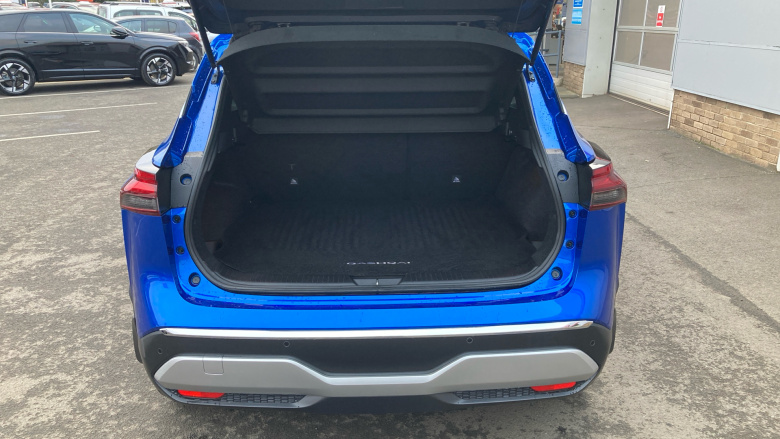 Nissan Qashqai 1.3 DiG-T MH 158 Premiere Edition 5dr Xtronic Petrol Hatchback